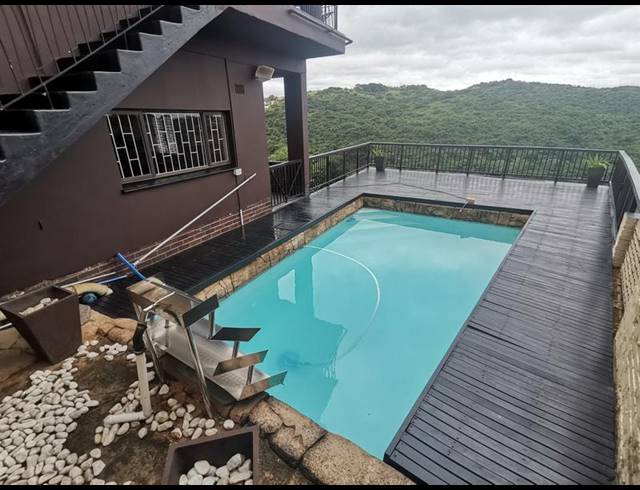 6 BEDROOM HOUSE FOR SALE IN RESERVOIR HILLS